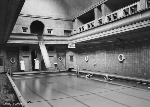 Anders Beer Wilse - Bislett Bad (1923)